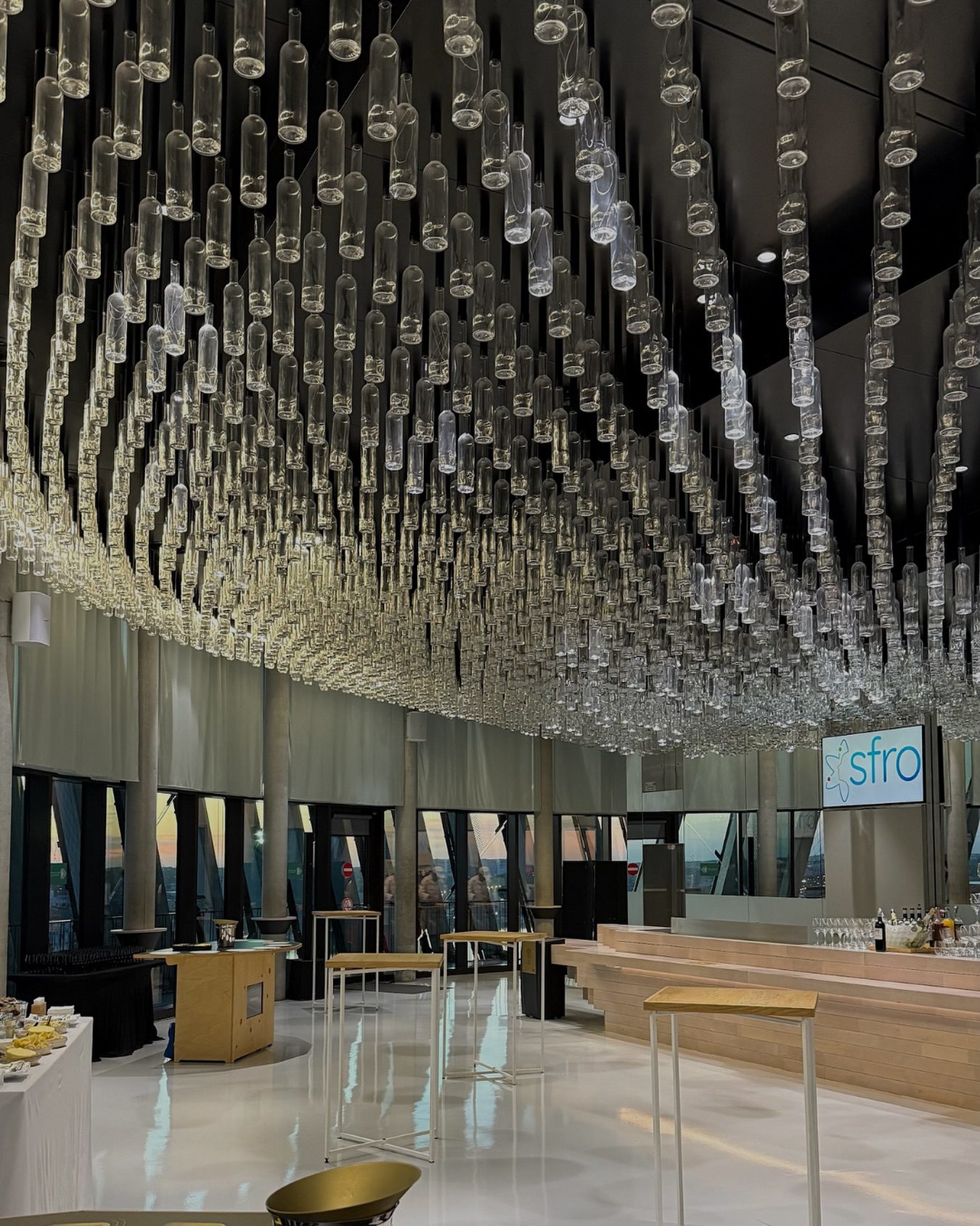 Retour sur un événement privé à la @laciteduvin 🍷
Un partenaire de confiance pour des collaborations d’exception.  DJ set & sonorisation pour une ambiance musicale sur-mesure, pensée pour sublimer chaque instant 🎶✨  #goodvibesagency #citéduvin #privateevent