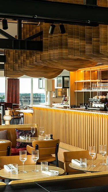 Pour la Saint-Valentin, le Gina Restaurant du Renaissance hôtel Bordeaux s’est transformé en écrin musical ✨  Un duo piano, voix et guitare, pour accompagner les échanges, les rires et la douceur de cette soirée. 
Chez @good_vibes_agency , on imagine des rencontres artistiques qui créent des ambiances uniques. 
Celles qui restent dans l’air et dans les mémoires.  Merci à @renaissancebordeaux @gina_bdx pour sa confiance ❤️  #GoodVibesAgency #LiveMusicExperience #HotelVibes #SaintValentin #SoundDesign EventMood